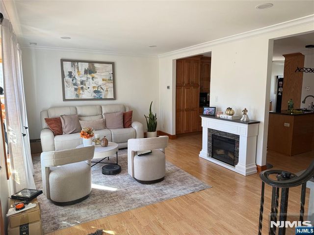 455 Poplar Avenue, Maywood, NJ 07607