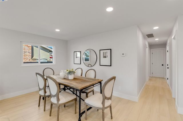 736 Adams Ave, Livermore, CA 94550