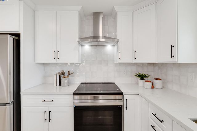 736 Adams Ave, Livermore, CA 94550