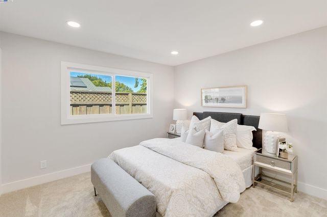 736 Adams Ave, Livermore, CA 94550