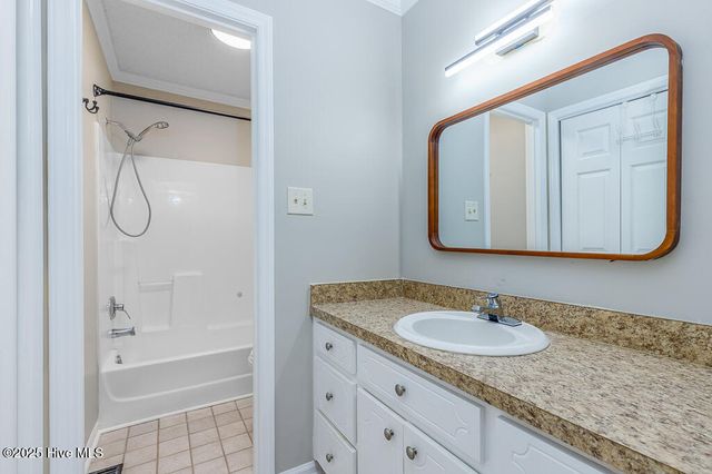 4902 Woodbrook Drive, New Bern, NC 28562