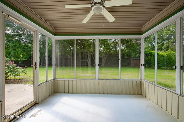 4902 Woodbrook Drive, New Bern, NC 28562