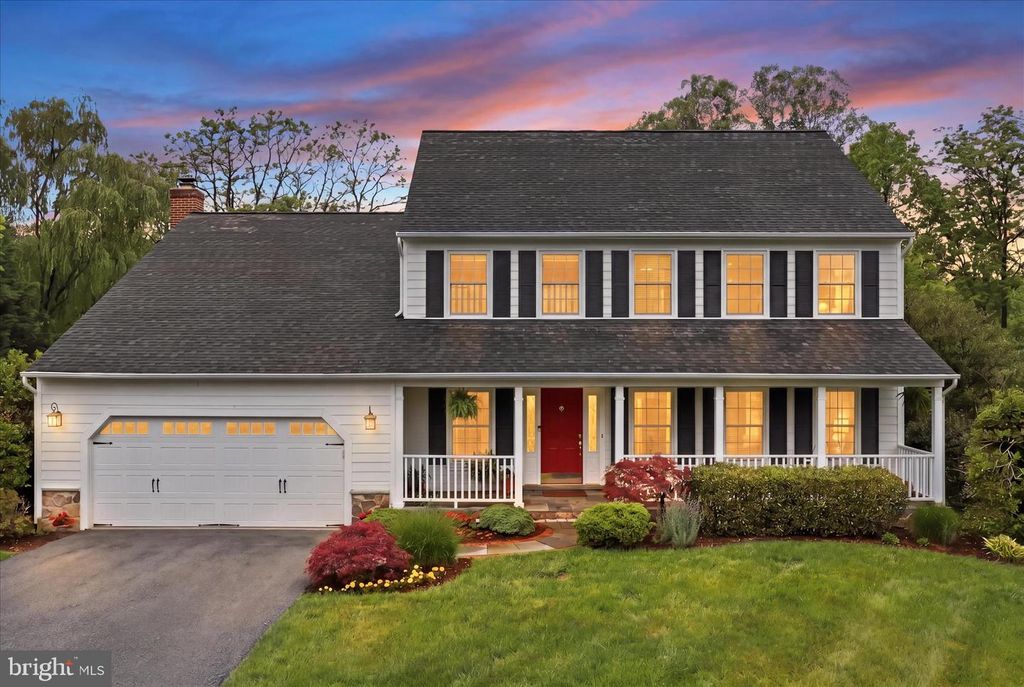 9833 SQUAW VALLEY DR, Vienna, VA 22182