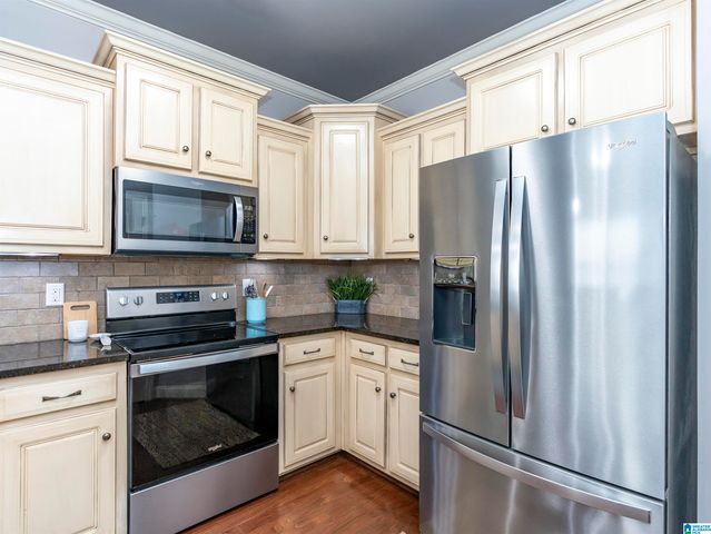468 CHAPEL HILL COVE, Fultondale, AL 35068