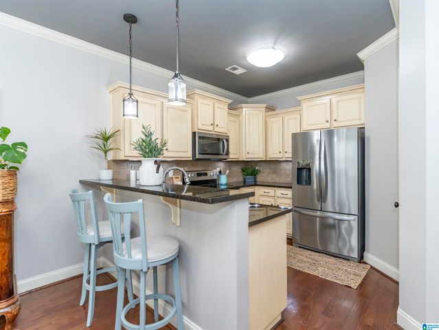 468 CHAPEL HILL COVE, Fultondale, AL 35068