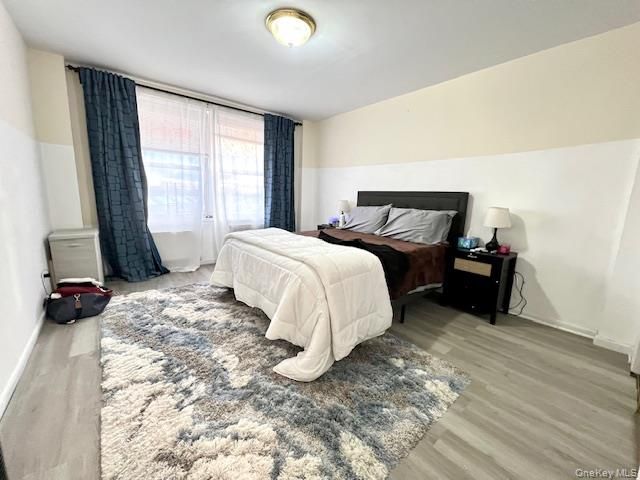 222-89 Braddock Avenue 4B, Bellerose, NY 11428