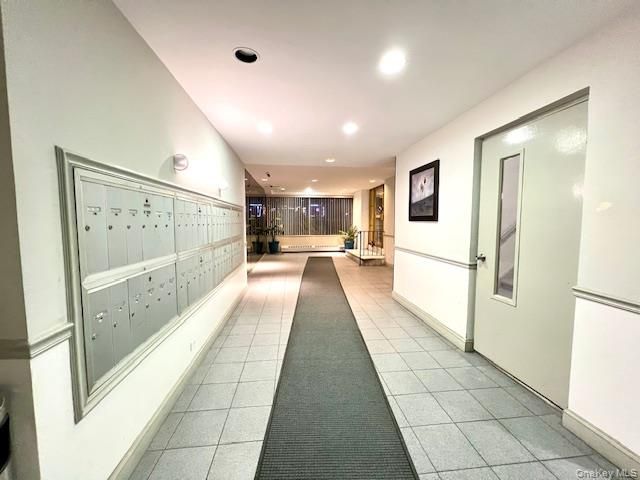 222-89 Braddock Avenue 4B, Bellerose, NY 11428