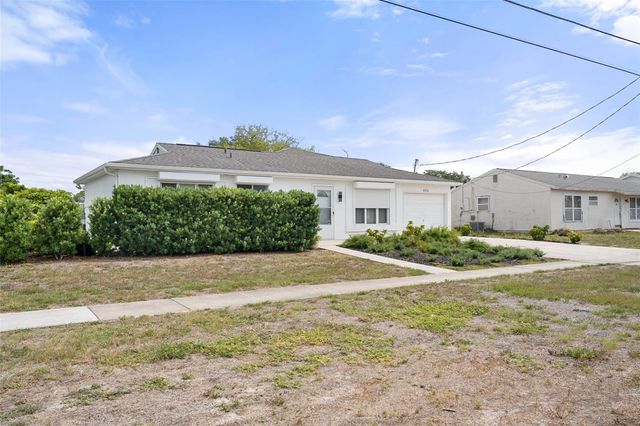 8716 TRIONFO AVENUE, North Port, FL 34287