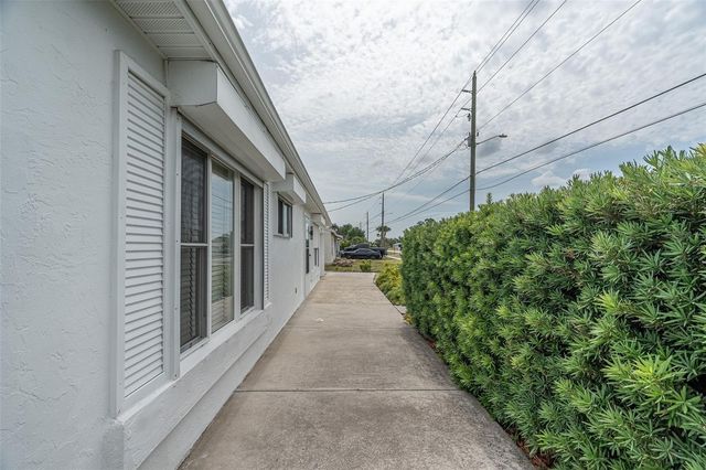 8716 TRIONFO AVENUE, North Port, FL 34287