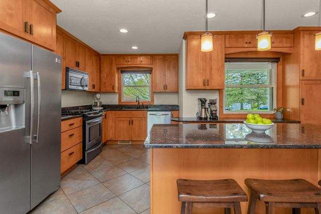 1940 Wachtler Avenue, Mendota Heights, MN 55118