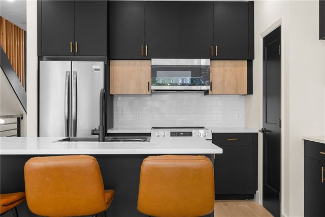 2539 East Villa Maria Road 11D, Bryan, TX 77802