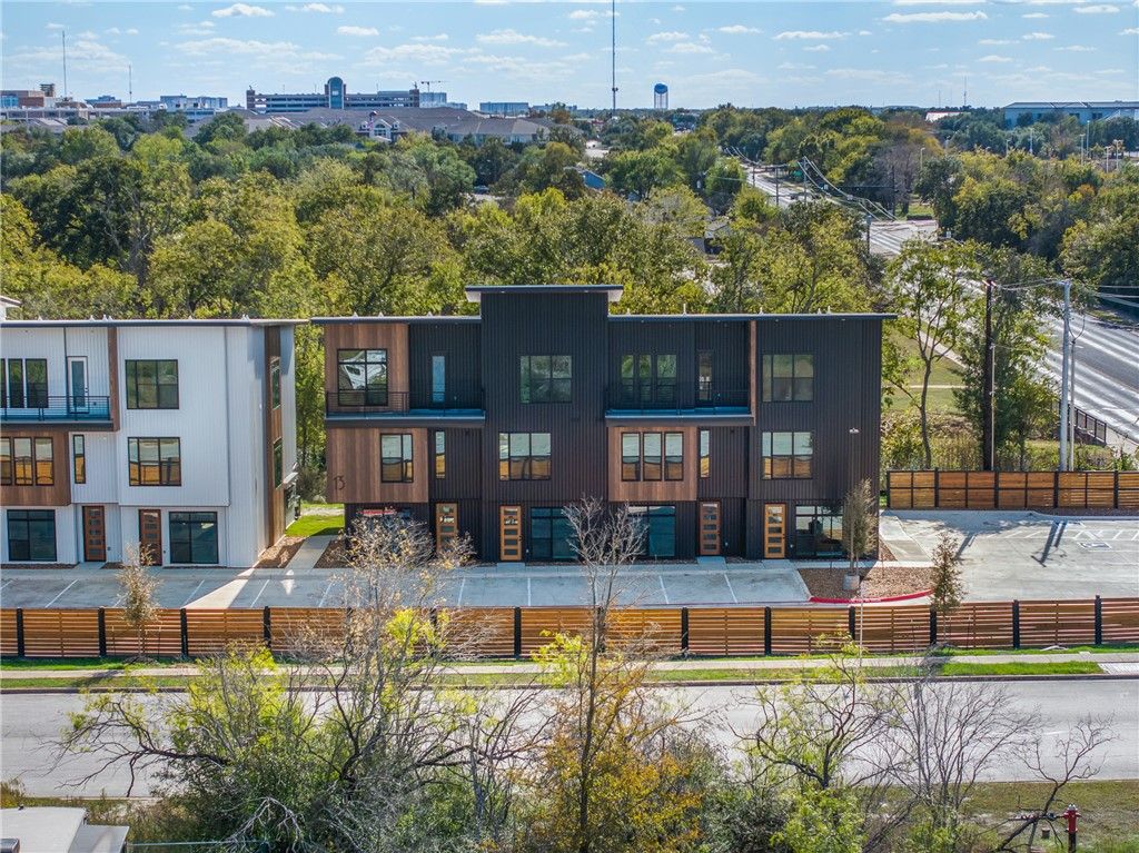 2539 East Villa Maria Road 11D, Bryan, TX 77802