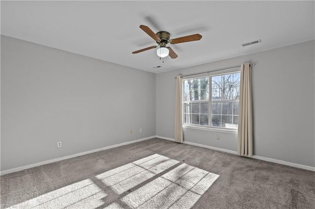 213 Ireland ST, Hampton, VA 23663