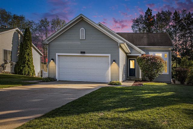 7115 Glen Creek Drive, Caledonia, MI 49316