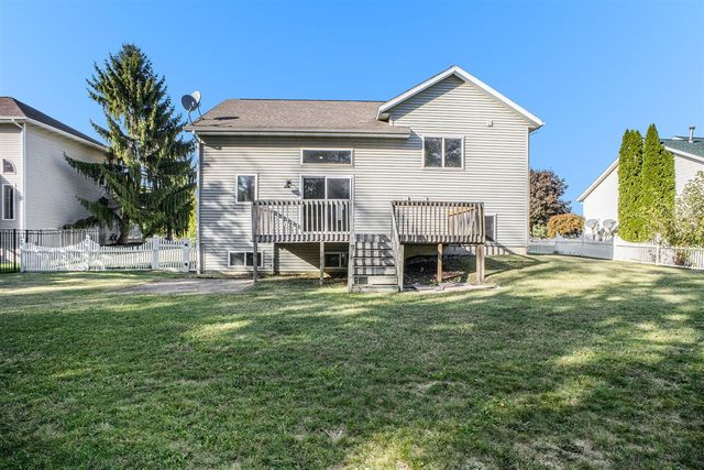 7115 Glen Creek Drive, Caledonia, MI 49316
