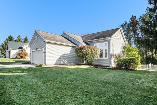 7115 Glen Creek Drive, Caledonia, MI 49316