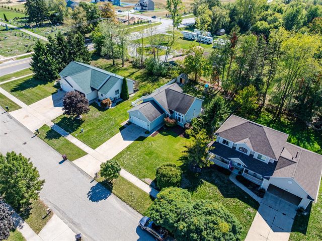 7115 Glen Creek Drive, Caledonia, MI 49316