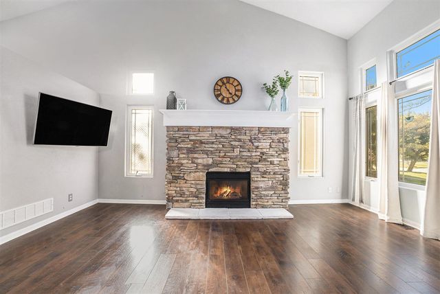 7115 Glen Creek Drive, Caledonia, MI 49316