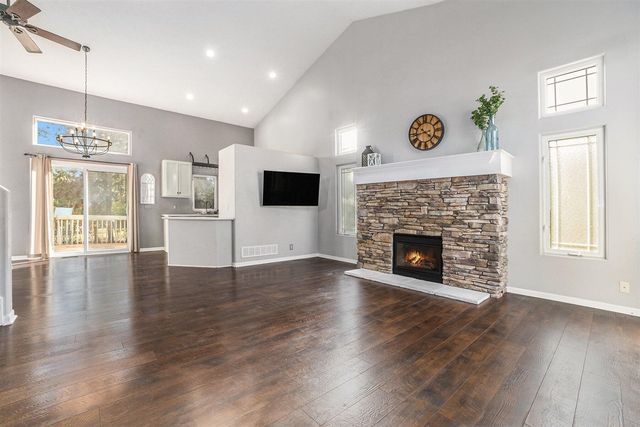 7115 Glen Creek Drive, Caledonia, MI 49316