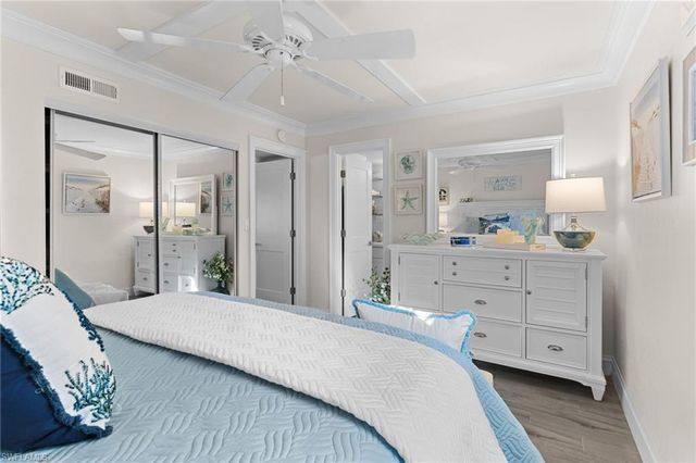 980 7th AVE S 102, Naples, FL 34102