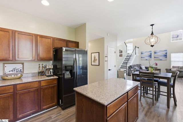 343 Woodsberry Shoals Drive, Duncan, SC 29334