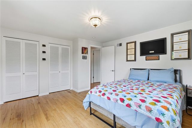 116 Hawthorne Dr, Wilkins Twp, PA 15235