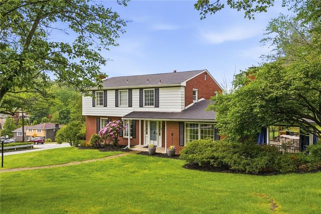 116 Hawthorne Dr, Wilkins Twp, PA 15235