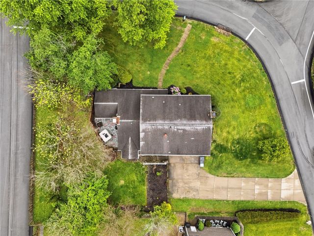 116 Hawthorne Dr, Wilkins Twp, PA 15235