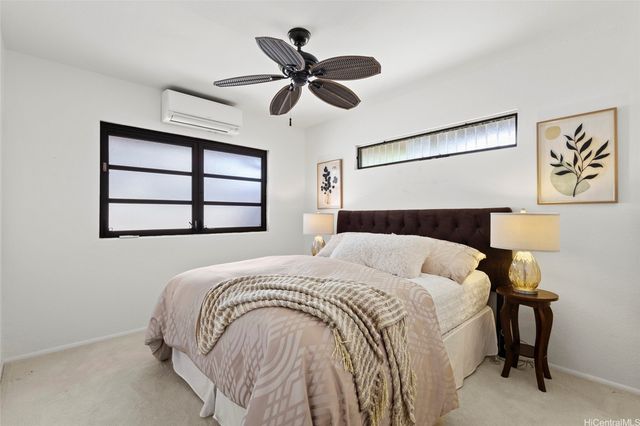 7832 Makaaoa Place, Honolulu, HI 96825