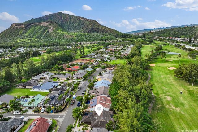 7832 Makaaoa Place, Honolulu, HI 96825