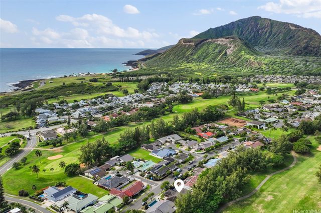 7832 Makaaoa Place, Honolulu, HI 96825