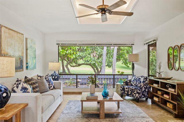 7832 Makaaoa Place, Honolulu, HI 96825