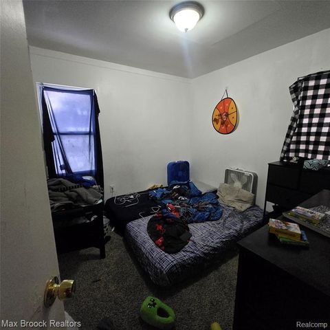 24511 Florence Street, Detroit, MI 48219