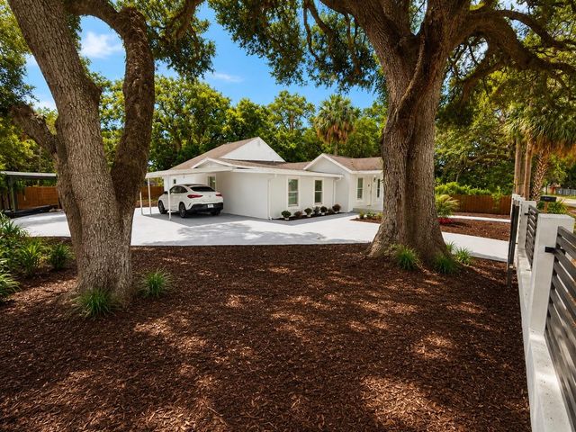 4311 N 25TH STREET, Tampa, FL 33610