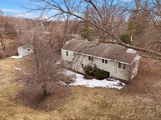 6300 Valley View Road, Edina, MN 55436