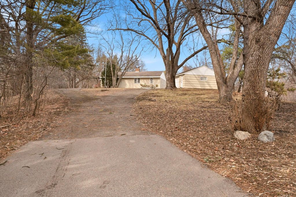 6300 Valley View Road, Edina, MN 55436 — photo 2