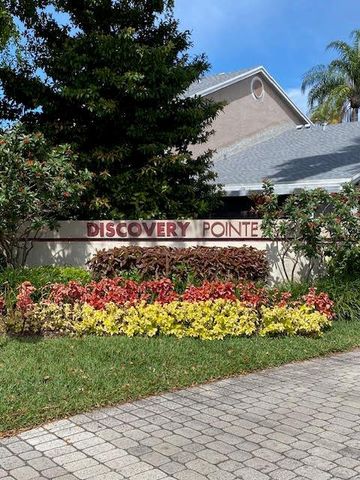 2217 Discovery Circle W, Deerfield Beach, FL 33442