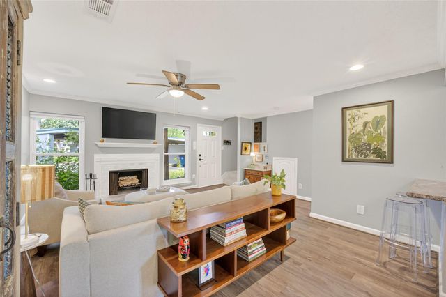 745 Worthshire Street, Houston, TX 77008