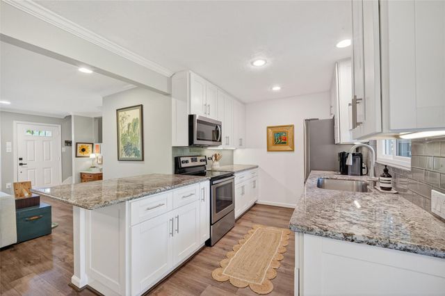 745 Worthshire Street, Houston, TX 77008