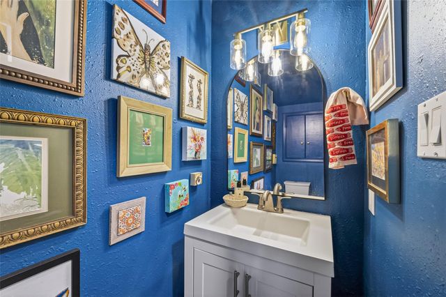 745 Worthshire Street, Houston, TX 77008