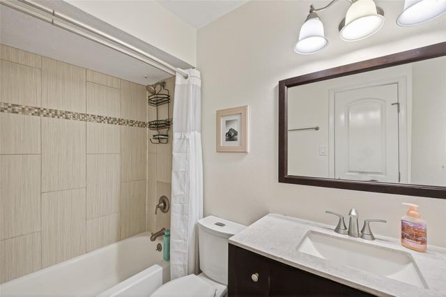 745 Worthshire Street, Houston, TX 77008