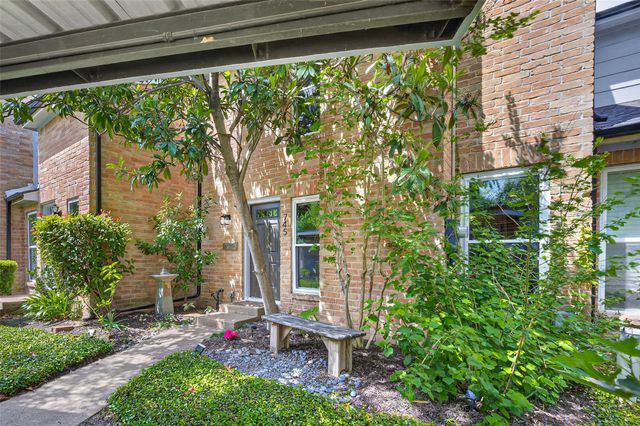 745 Worthshire Street, Houston, TX 77008