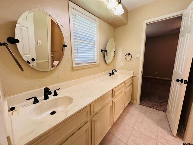 3307 Bogota, Athens, TX 75752
