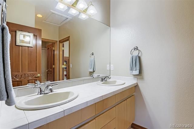 7988 Witney Place, Lone Tree, CO 80124
