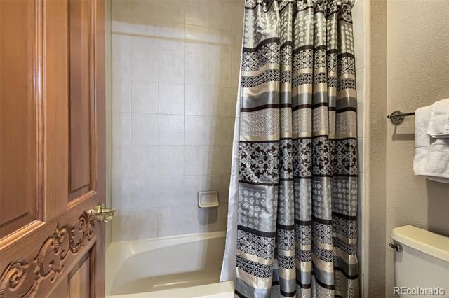 7988 Witney Place, Lone Tree, CO 80124