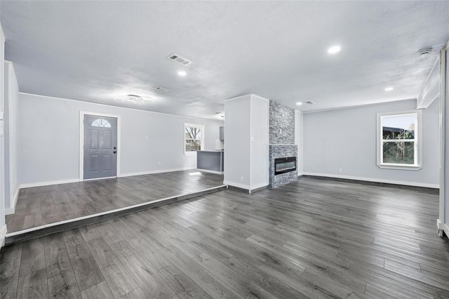 3922 Rainier Street, Irving, TX 75062
