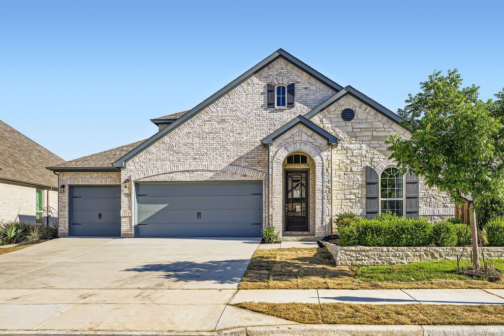 17204 Clover Drive, Celina, TX 75009