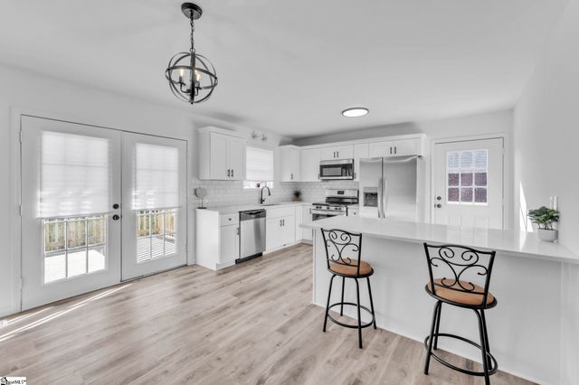 114 Berea Forest Circle, Greenville, SC 29617