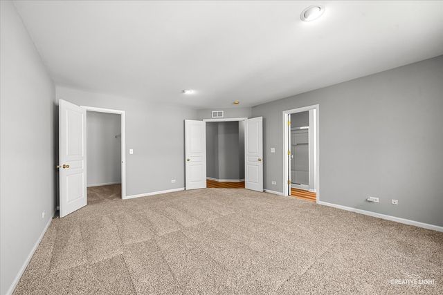 3152 Ollerton Avenue, Aurora, IL 60502