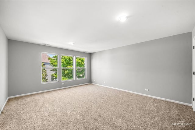 3152 Ollerton Avenue, Aurora, IL 60502